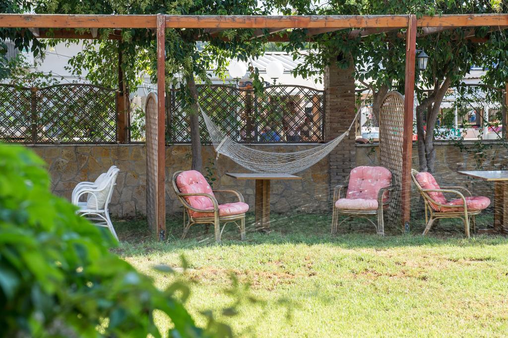 Verdelis Inn Epidaurus Esterno foto